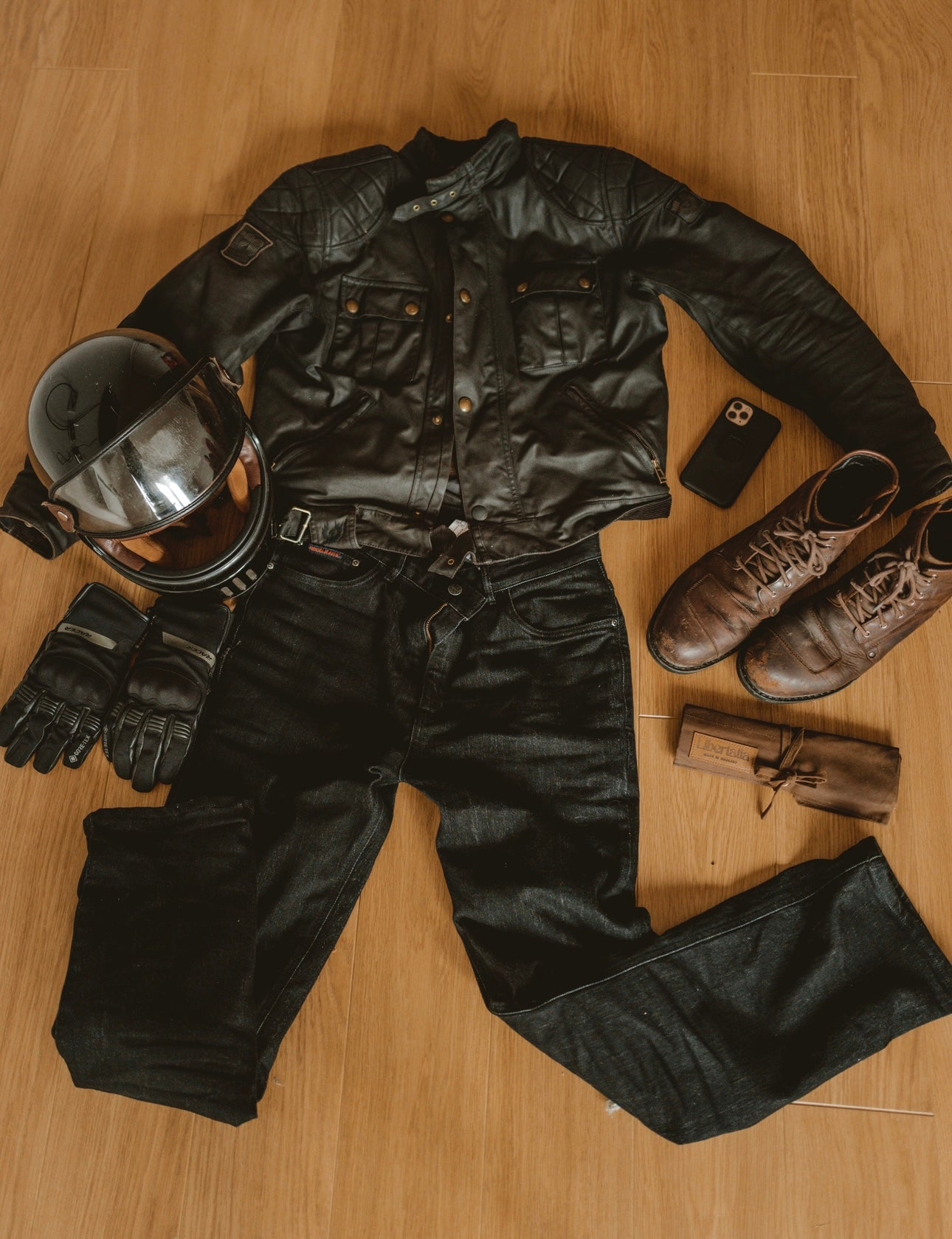 The Calima Oilskin Tool Roll Libertatia